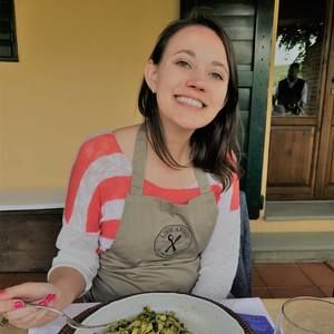 Meet your Posher, Dana